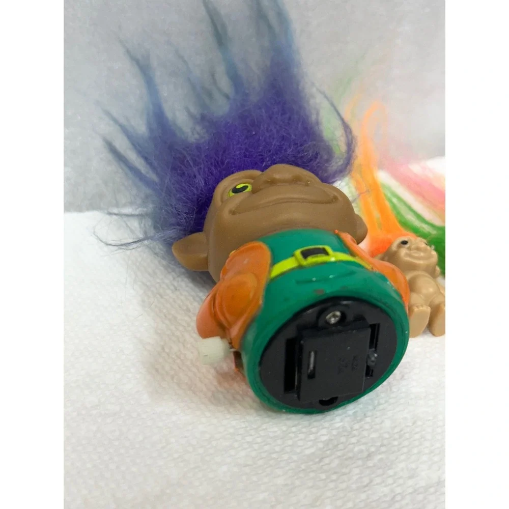 Vintage Wind Up Troll Toy with 3 Mini Trolls Blue Orange Green Pink Hair Vintage